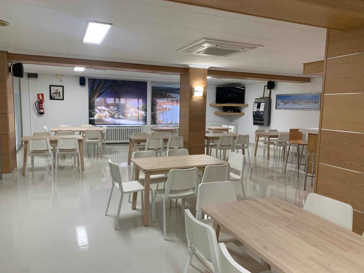 Hostal La Paz Ossa de Montiel Eksteriør billede