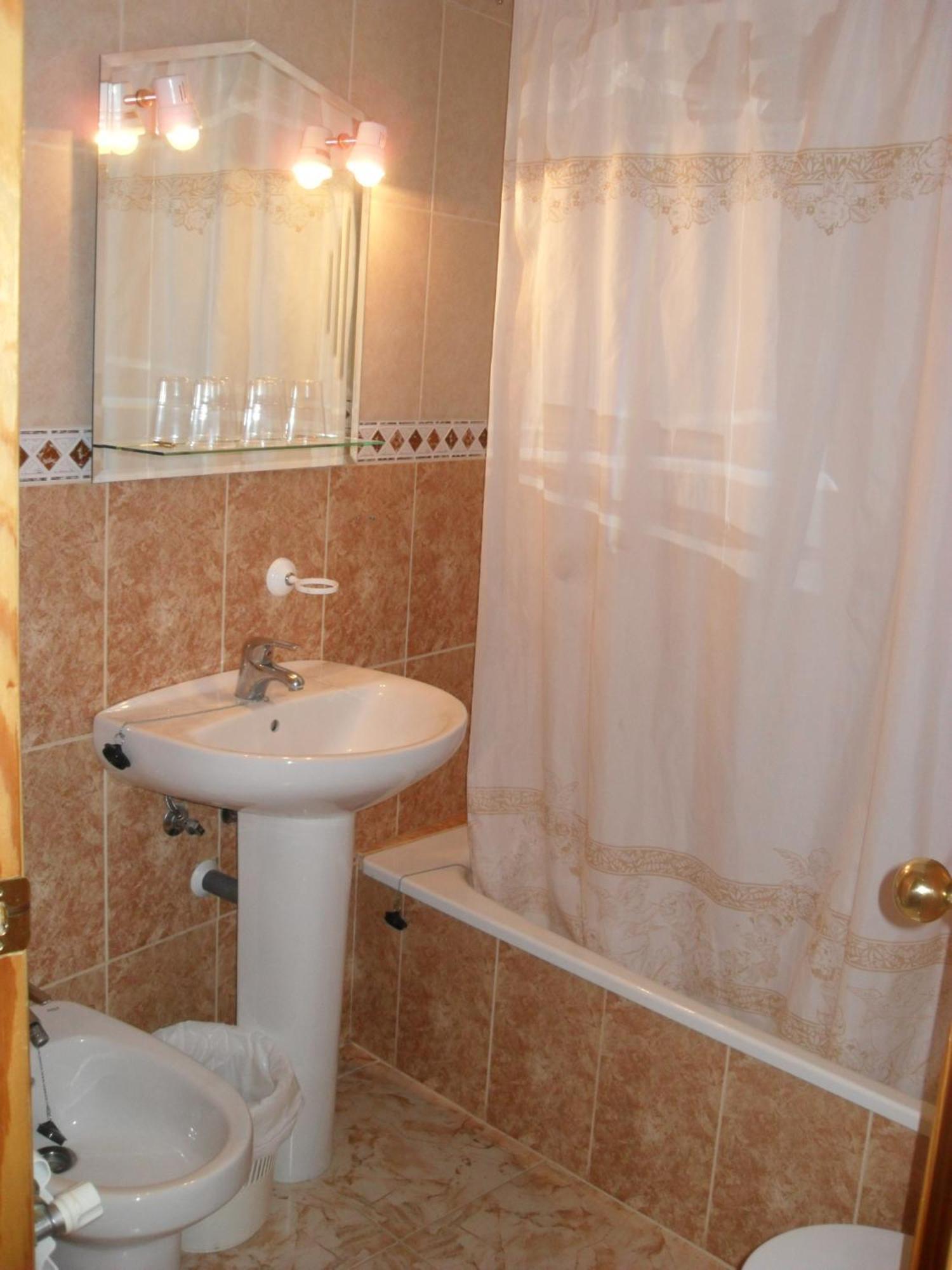 Hostal La Paz Ossa de Montiel Værelse billede