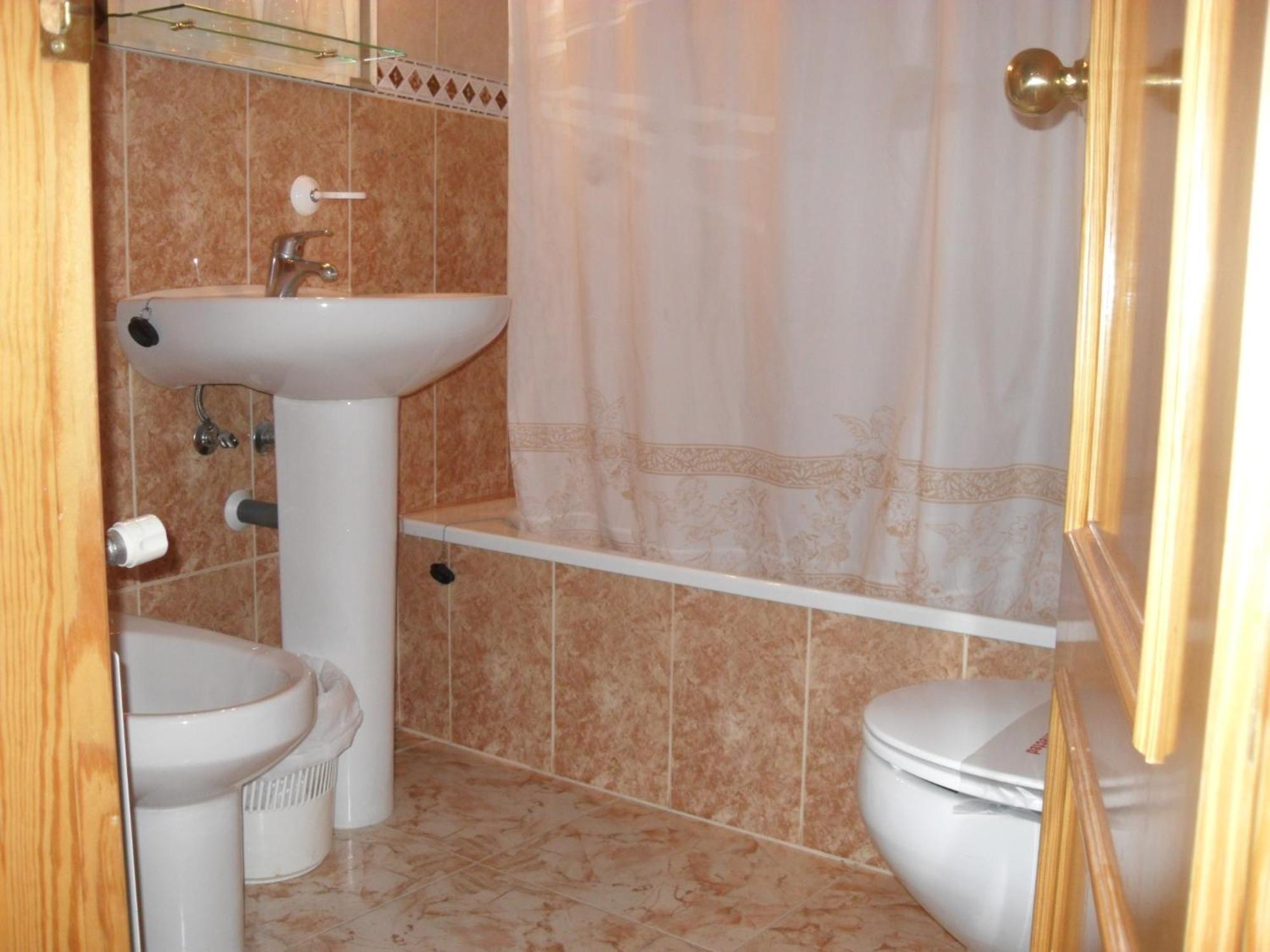 Hostal La Paz Ossa de Montiel Værelse billede