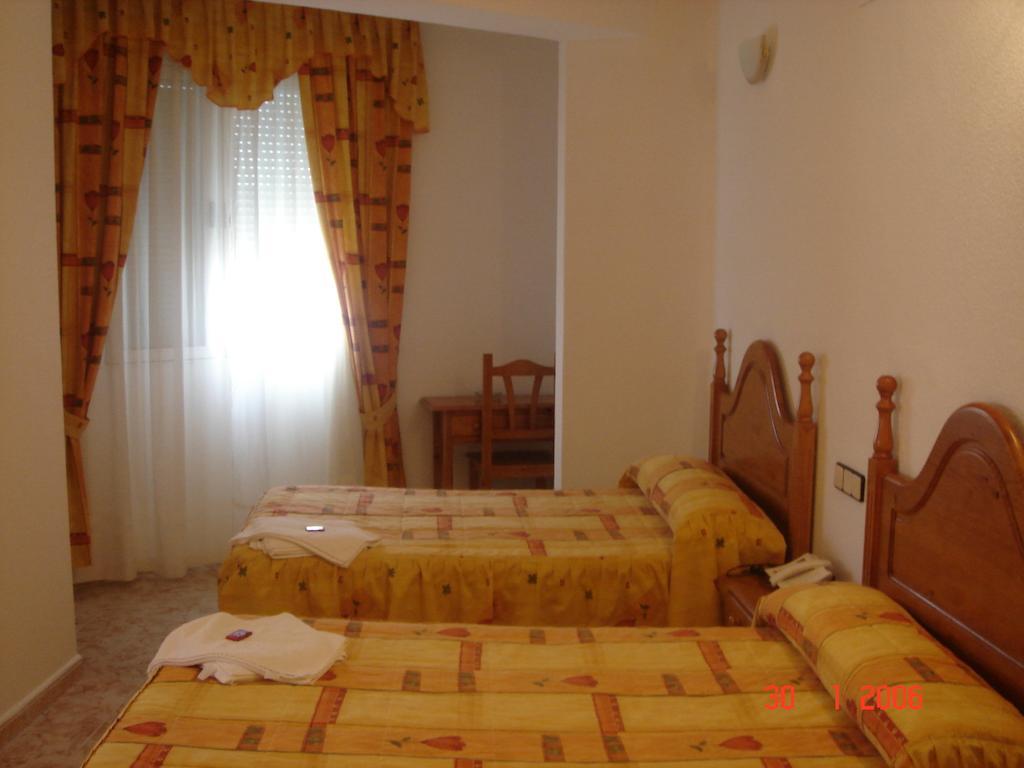 Hostal La Paz Ossa de Montiel Eksteriør billede